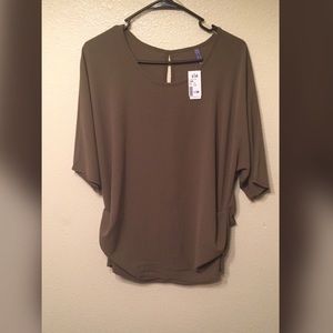 Green casual shirt